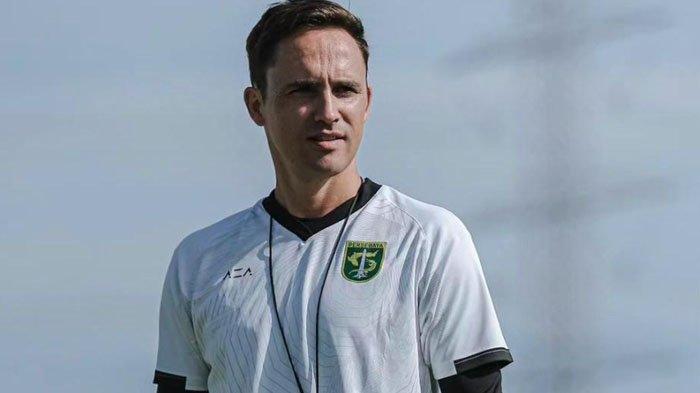 Persebaya Coach is Grateful to Know that BRI Liga 1 Officially Begins Again on April 15