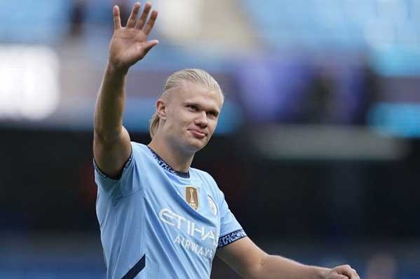 Manchester City berhasil meraih tiga poin penting saat menjamu Southampton di Stadion Etihad pada Sabtu (26/10/2024) malam WIB. Dalam laga pekan kesembilan Liga Inggris 2024-2025 ini, Man City menang dengan skor 1-0.