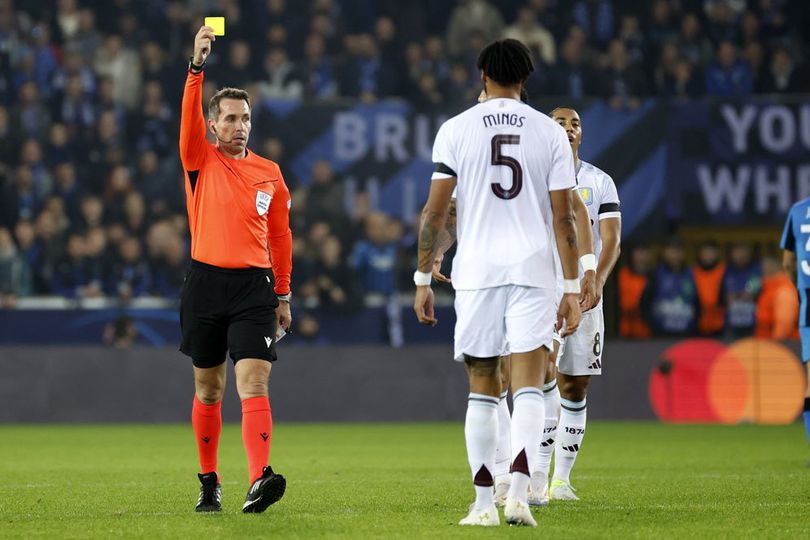 Blunder Horor Tyrone Mings: Pegang Bola dari Kiper, Dihukum Penalti, dan Aston Villa Kalah