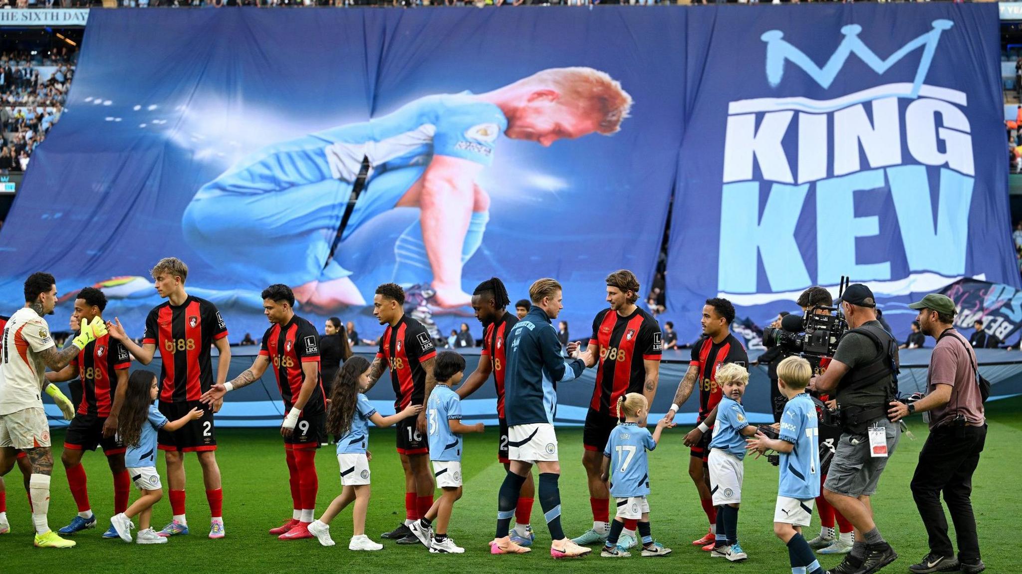 Resmi!! King Kev Pamit